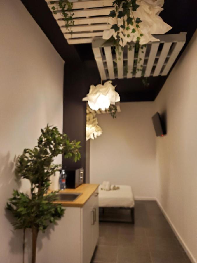 Small And Cozy Rooms - G Valencia Buitenkant foto