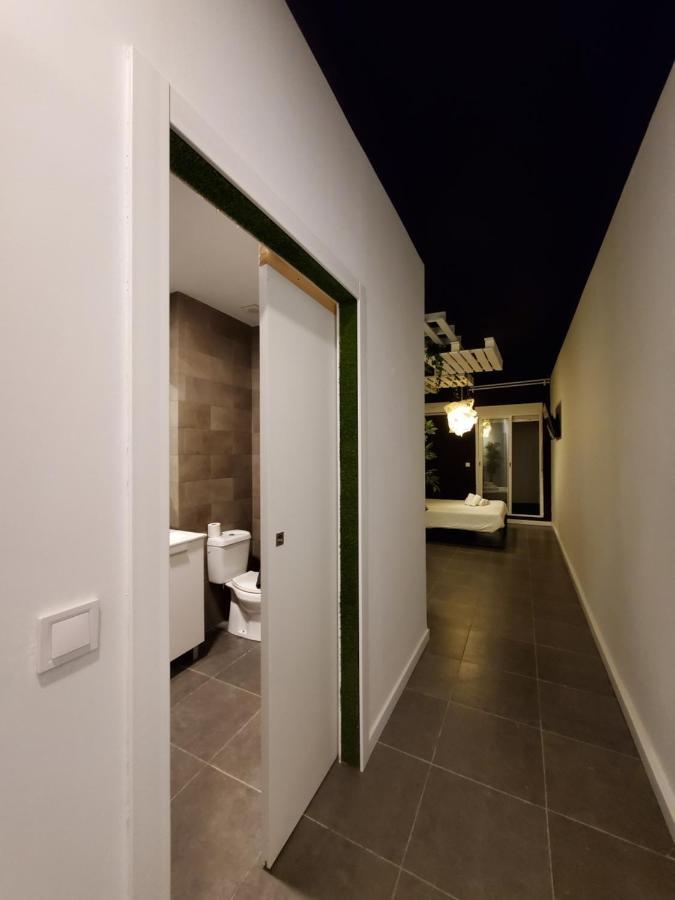 Small And Cozy Rooms - G Valencia Buitenkant foto