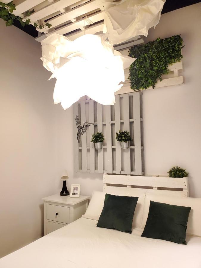 Small And Cozy Rooms - G Valencia Buitenkant foto