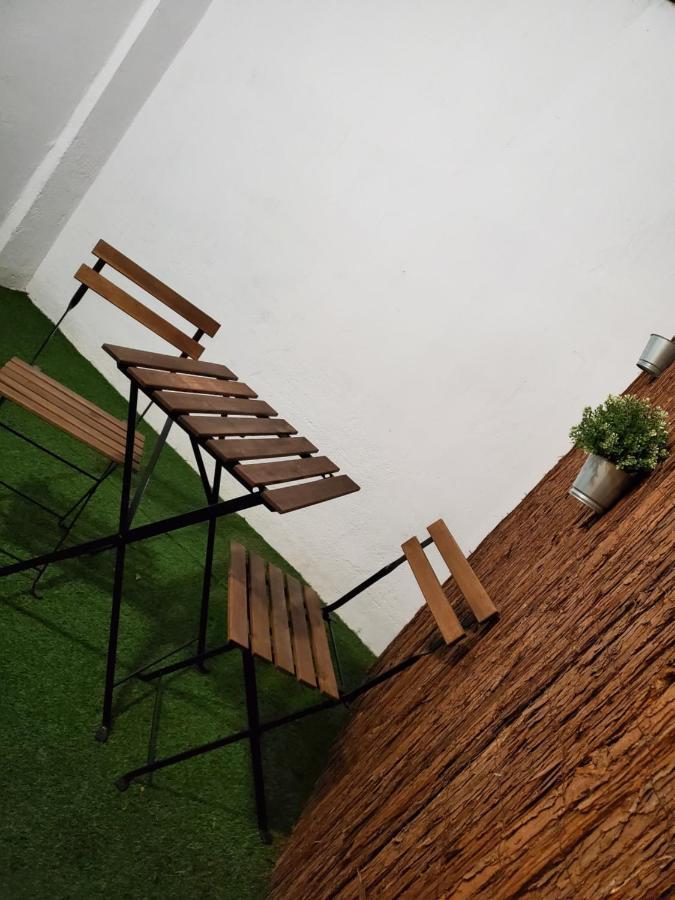 Small And Cozy Rooms - G Valencia Buitenkant foto