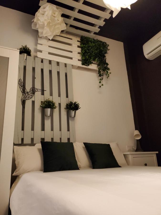 Small And Cozy Rooms - G Valencia Buitenkant foto