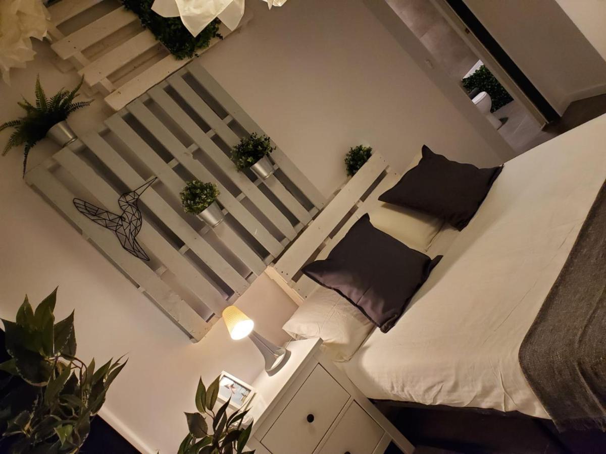 Small And Cozy Rooms - G Valencia Buitenkant foto